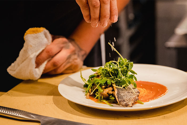 Exciting Food Trends and Innovative Recipes to Keep Your Restaurant on the Culinary Edge